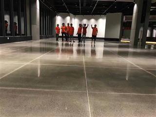 憑祥紅木家具城復(fù)古水晶地坪